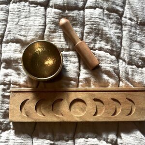 Nepal singing bowl and tarot/oracle card stand